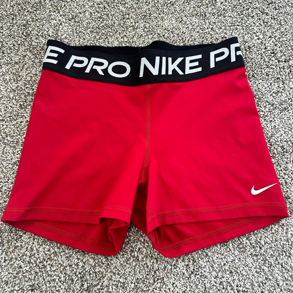 Women’s Nike Pro Shorts - size M- Red
